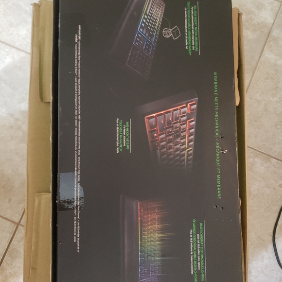 Razer Keyboard Ornata Chroma - Picture 4 of 13